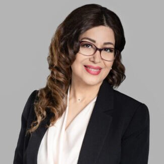 Mahtab Tavisoli Headshot